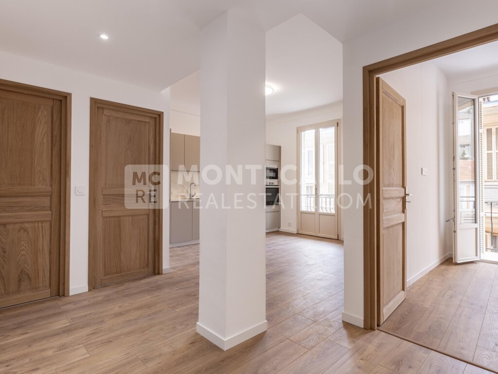 Renovated | 2-bedroom apartment | Boulevard d'Italie
